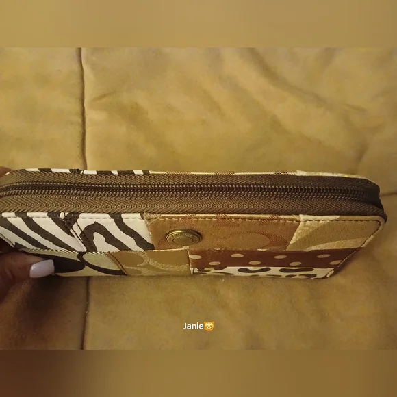 Coach RARE Vintage Khaki Patchwork Wallet NWT - Picture 6 of 13